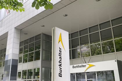 Im Fokus: Schweizer Dividenden-Aktie steigt am Donnerstag weiter in Richtung Rekordstand Hauptsitz von Burkhalter an der Hohlstrasse in Zürich Altstetten.