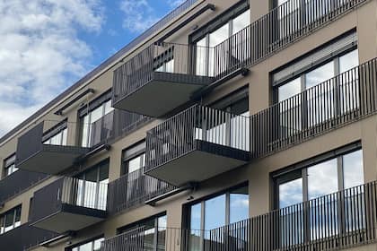 SNB: Jumbo-Zinssenkung befeuert die Immobilienpreise in der Schweiz von Neuem Neubau-Wohungen in Zürich.