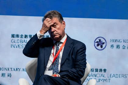 Neue Kapitalregeln: UBS muss mit Gewinnrückgang von fast 10 Prozent rechnen UBS-Verwaltungsratspräsident Colm Kelleher am Hong Kong Global Financial Leaders Investment Summit im November 2025.