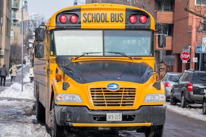 Steigende Umsätze, steigende Gewinne und 700-Prozent-Rally: Aktie von US-Schulbushersteller auf Allzeithoch Ein Schulbus von Blue Bird ist in Toronto (Kanada) unterwegs.