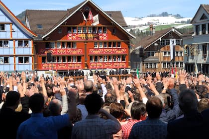 Machtfrage an der Börse: Warum ein geringer «Free Float» bei Aktien zum Risiko werden kann Die Landsgemeinde in Appenzell Innerrhoden ist ein Sinnbild der Schweizer Demokratie.
