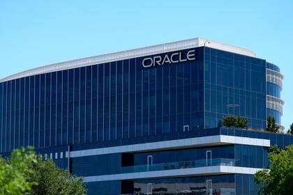 Oracle unter Druck: KI-Ausgaben treiben Ausfallrisiko Hauptsitz von Oracle im texanischen Austin, USA (2025).