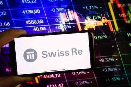 Börsen-Ticker: Schweizer Aktienmarkt schliesst klar im Minus - Schwergewichte belasten Gesamtmarkt- Swiss Re als Tagesverlierer am SMI - Logitech und AMS Osram gefragt - Ölpreis auf dem Rückzug Logo von Swiss Re