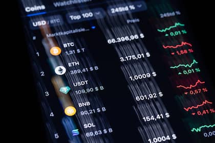 Ein Jahr nach dem Milliarden-Crash: Die Kryptowährungen stehen vor einer neuen Realität Kryptowährungen auf der Handelsplattform CoinMarcetCap.