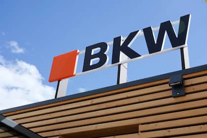 Aktie der Woche: Wertberichtigung kostet Energietitel zwölf Prozent Börsenkapitalisierung Die BKW ist ein international tätiges Energie- und Infrastrukturunternehmen das integrierte Gesamtlösungen in den Bereichen Energie, Gebäude und Infrastruktur anbietet.