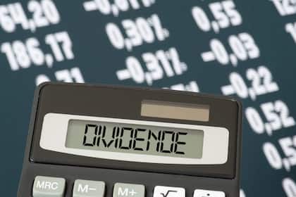 Dividende, Bewertung oder Kursverlauf: Die wichtigsten Kriterien beim Kauf einer Aktie Dividendentitel bieten sowohl Schutz vor Inflation als auch ein stabiles Einkommen während einer konjunkturellen Abkühlung.