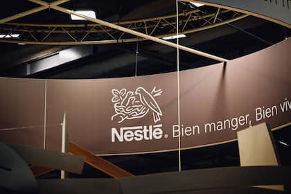 US-Bank gibt Nestlé-Aktie weiteren Schub – Wird 2027 ein «herausragendes Jahr»? Stand von Nestlé an einer Messe in Paris im Februar 2026.