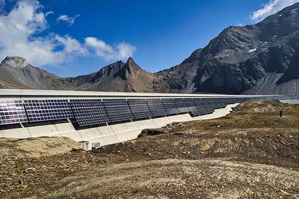 «Green Energy»: Ein Multibillionen-Markt Um die Folgen des Klimawandels zu kontrollieren, braucht es eine umfassende und planmässige Förderung erneuerbarer Energien.