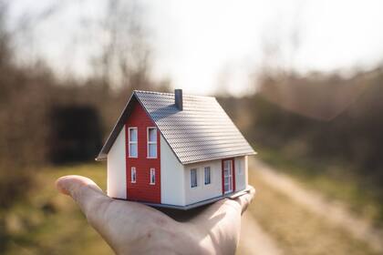 So könnten Eigenheime in der Schweiz wieder finanzierbarer werden Das Erwerben eines Eigenheims ist für viele ein Traum.