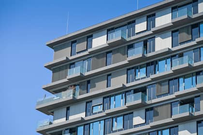 Vorstösse zur Enteignung von Wohnkonzernen setzen deutsche Immobilienaktien unter Druck Wohnquartier beim Tiergarten in Berlin.