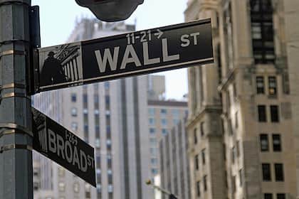 Chinesische AI-Konkurrenten als grösste Gefahr für US-Börsenrally Wegweiser zur US-Börse in New York.