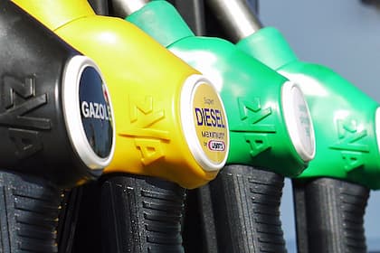 Nach Eskalation im Nahen Osten: Steigt der Ölpreis nun auf 130 Dollar? Nach Eskalation im Nahen Osten: Steigt der Ölpreis nun auf 130 Dollar?