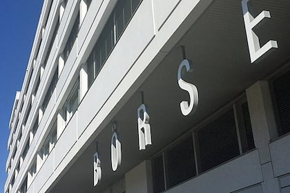 Schweizer Aktie der Woche: Nach Kursgewinn-Serie steigt SMI-Titel in dieser Börsenwoche auf ein Elf-Monate-Hoch Sitz der Schweizer Börse SIX in Zürich.