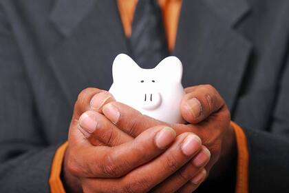 Lohnt sich für Schweizer ein Sparkonto im Ausland? Eine Variante der Hypothekenfinanzierung ist das Verpfänden von Pensionskassengeldern.