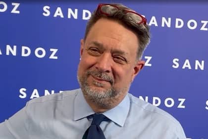 Sandoz-CEO: «Warum sollten wir eine Packung Antibiotika billiger verkaufen als eine Packung Kaugummi? Das ist empörend» Richard Saynor ist seit 2019 CEO von Sandoz.
