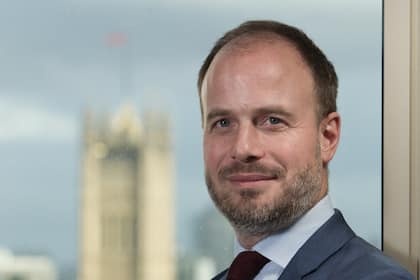 «In gewisser Weise hat die Trump-Regierung Europa stark unter Druck gesetzt - und Europa reagiert nun» Harold d’Hauteville ist Managing Director im Bereich Partner Investments – Infrastructure Equity EMEA bei DWS.