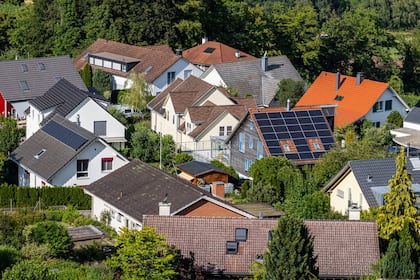 Steigende Hypotheken trotz Nullzins – das sind die Gründe Eine Siedlung mit Einfamilienhäusern in der Gemeinde Rüdlingen-Buchberg im Kanton Schaffhausen (2023).