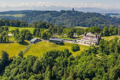 Geheime Militäranlage auf dem Gurten soll zum noblen Hotel werden Der Gurten auf 858 Metern über Meer ist der Berner Hausberg.