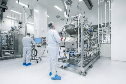 Julius-Bär-Stratege baut seine SMI-Favoriten um Eine Produktionsanlage von Lonza in Visp.