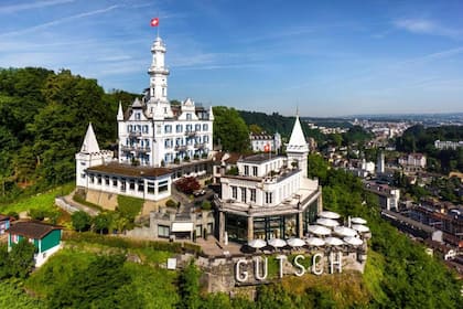 Gütsch steht zum Verkauf - für 35 Millionen Franken <p>Hinter den Kulissen des Hotels rumort es bereits seit längerem.</p>