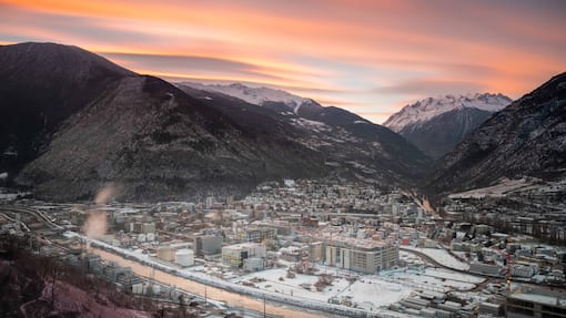 «Buy the Dip»: Diese zurückgefallenen Schweizer Aktien haben Potenzial nach oben Lonza-Gelände in der Walliser Gemeinde Visp