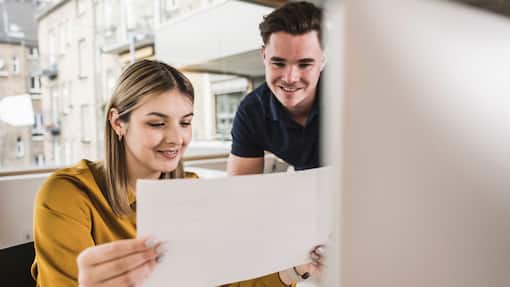 Wie beurteilt man seinen Pensionskassenausweis? Finanzielle Dokumente werden gerne noch auf Papier zugestellt.