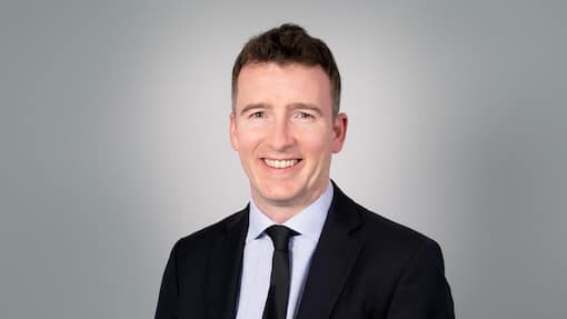 «Die SNB hat ihre Interventionsmethoden drastisch verändert» Peter Kinsella, Leiter Devisenstrategie bei UBP in Genf (2025).