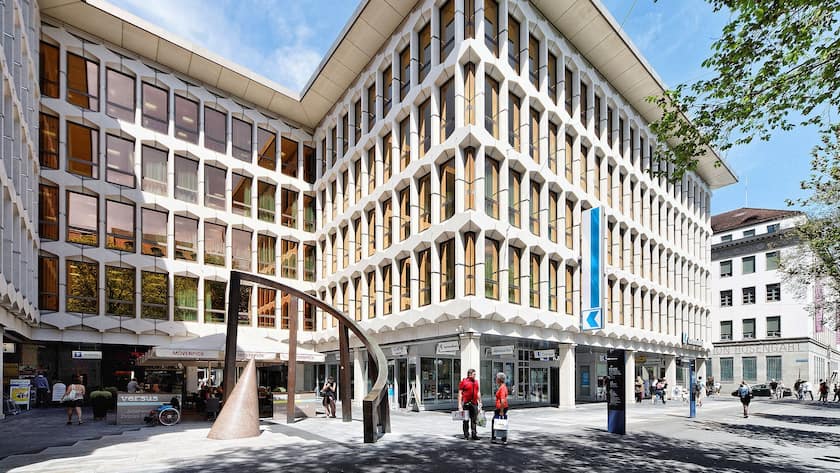 Die Aussenansicht vom Hauptsitz der Luzerner Kantonalbank.