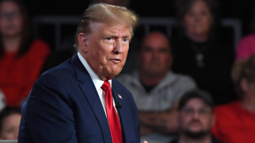 Donald Trump beim Greenville Convention Centre (20. Februar 2024).