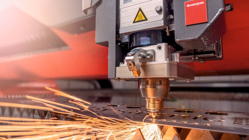 Blechbearbeitung mit Laser bei Bystronic.