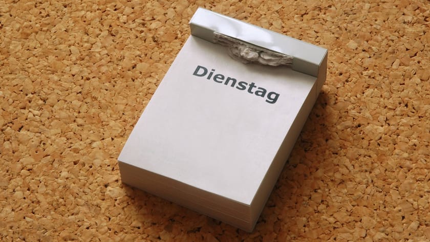 Kreuzen Sie sich den Tag an: Einer Studie zufolge kauft man Aktien am besten dienstags.