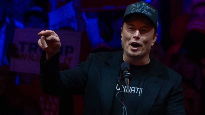 Tesla-CEO Elon Musk spricht zugunsten von US-Präsidentschaftskandidat Donald Trump im Madison Square Garden, New York, 27. Oktober 2024.
