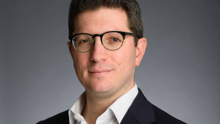 Sam Zief ist Devisenstratege bei J.P. Morgan Private Bank.