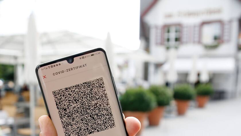 Eine Zertifikatspflicht für Restaurant-Besuche ist ein grosses Thema.