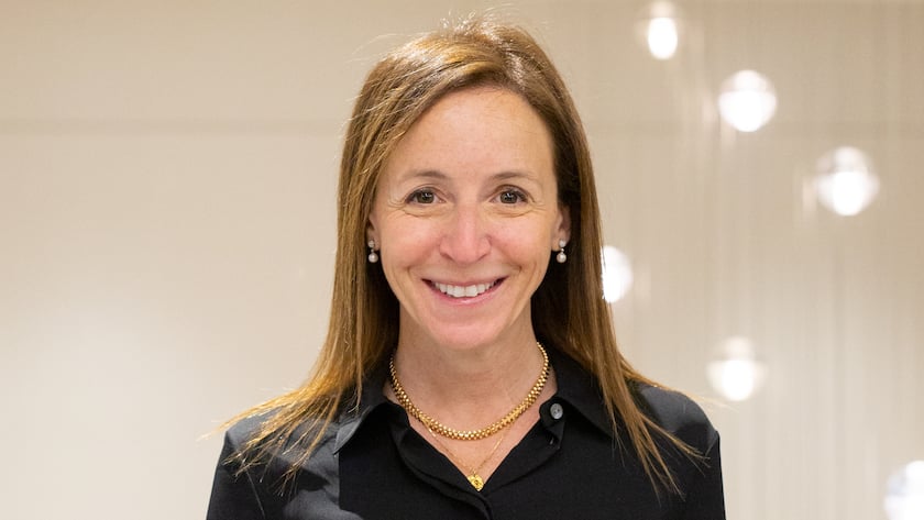 Caroline Randall, Aktienportfoliomanager