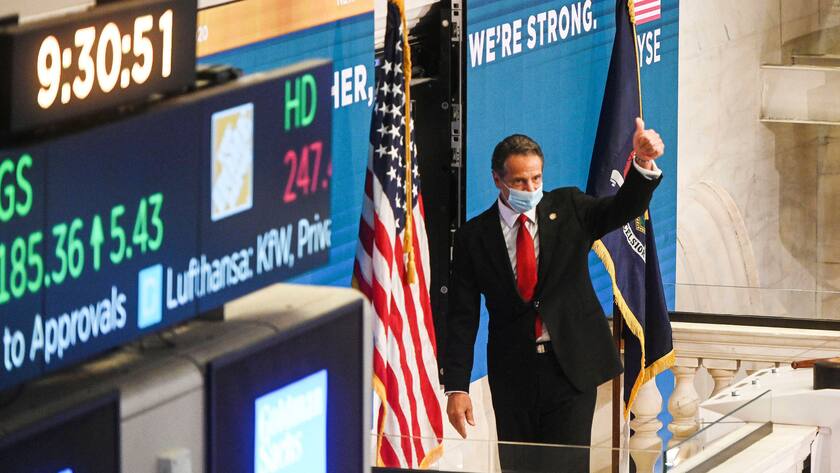 New Yorks Gouverneur Andrew Cuomo bei der Wiedereröffnung des Parketthandels an der NYSE (26. Mai 2020).