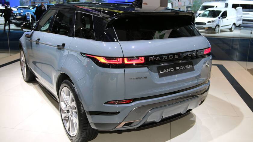 Der kompakte SUV Range Rover Evoque an der Brüsseler Autoshow 2019.