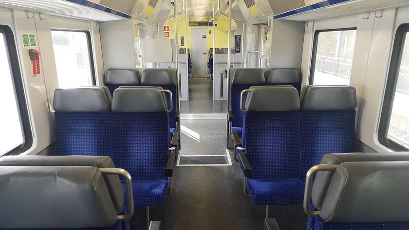 Zugabteil ohne Passagiere am 11. März 2020.