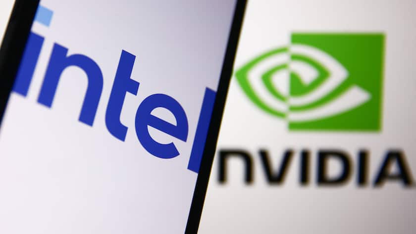Die Logos von Intel und Nvidia
