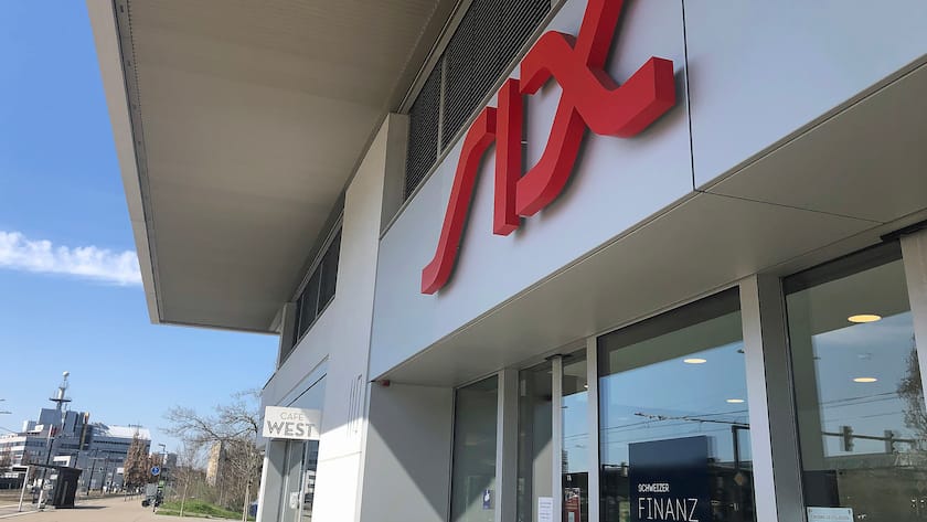 Sitz der Schweizer Börse SIX an der Pfingstweidstrasse in Zürich.