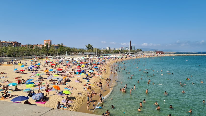 Strand in Barcelona, Juli 2021: Die Corona-Fallzahlen in Spanien sind hoch.