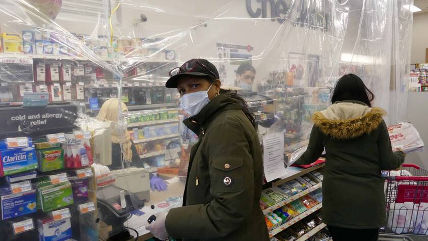 Einkaufen in Zeiten des Coronavirus in New York City.