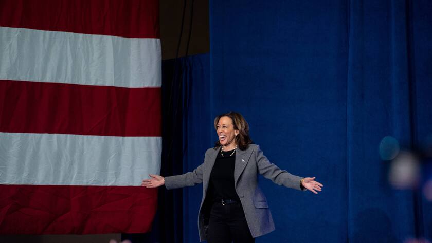 Kamala Harris während ihrer Präsidentschaftskampagne im Lakewood Amphitheater in Georgia, USA (Oktober 2024).