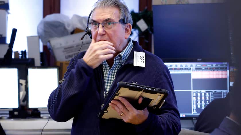 Trader an der Börse bei der Wall Street in New York, USA (November 2025).