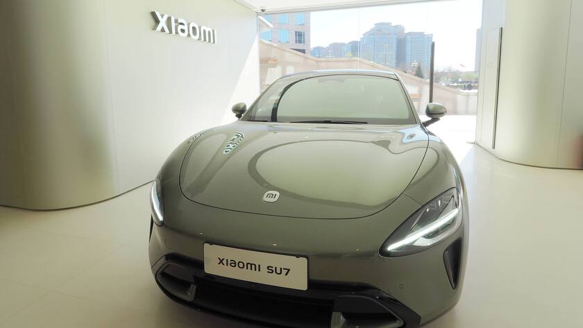 Xiaomi SU7 in Beijing, China (30. März 2024).