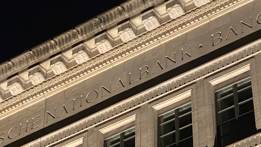 Sitz der Schweizerischen Nationalbank am Bürkliplatz in Zürich.