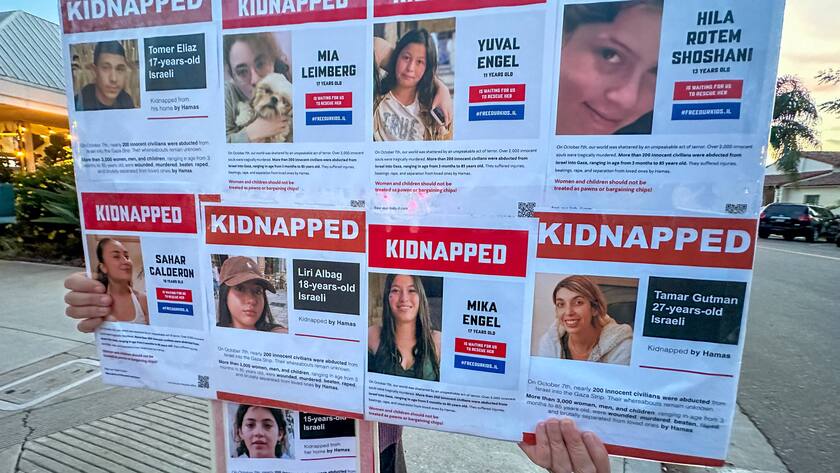 Demonstranten in Kalifornien erinnern Mitte November 2023 an die von der Hamas entführten Geiseln aus Israel in den Gazastreifen.