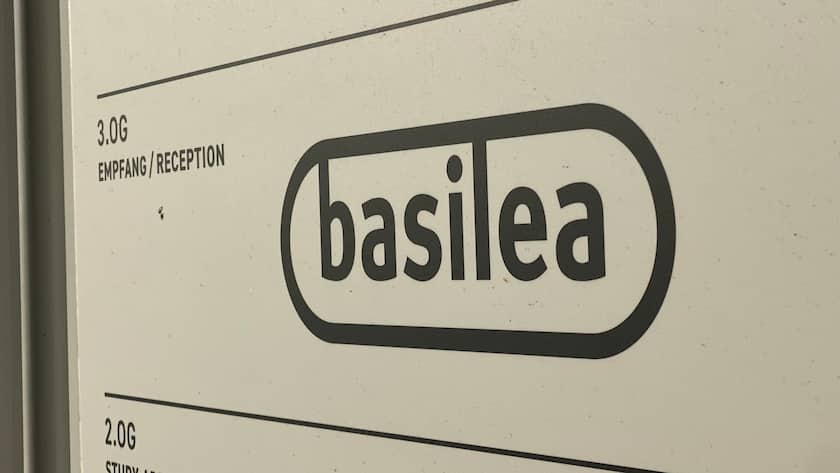 Am Hauptsitz von Basilea in Allschwil BL.