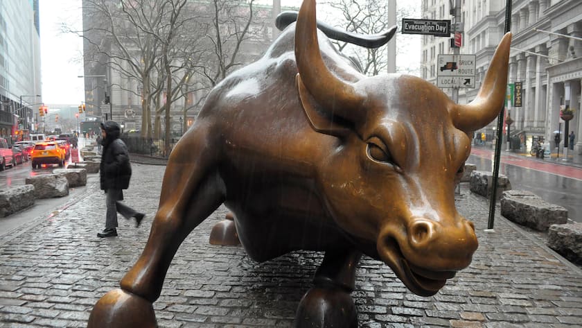 Der Wall Street Bull in New York (5. März 2025).