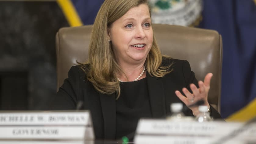 Michelle Bowman, Fed-Gourverneurin, an einer Pressekonferenz (2019).